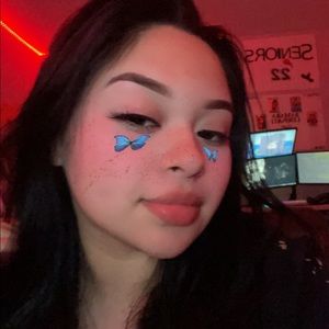 Meet your Posher, Samara